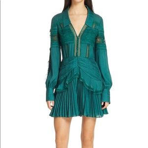 NWT Self-portrait green lace pleated mini dress
